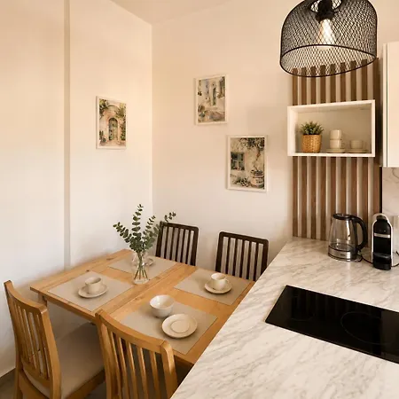 The Balcony - Retreat Apartamento